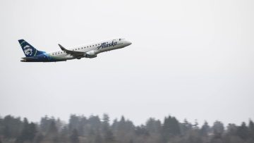 Alaska-Airlines-Passengers-Compensation-Full-Refund-Plane-Door-Incident-scaled.jpg