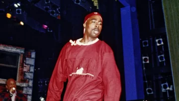 Tupac-Shakur-1.jpg