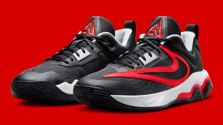 nike-giannis-immortality-3-black-pure-platinum-wolf-grey-university-red-dz7533-004-2.jpg